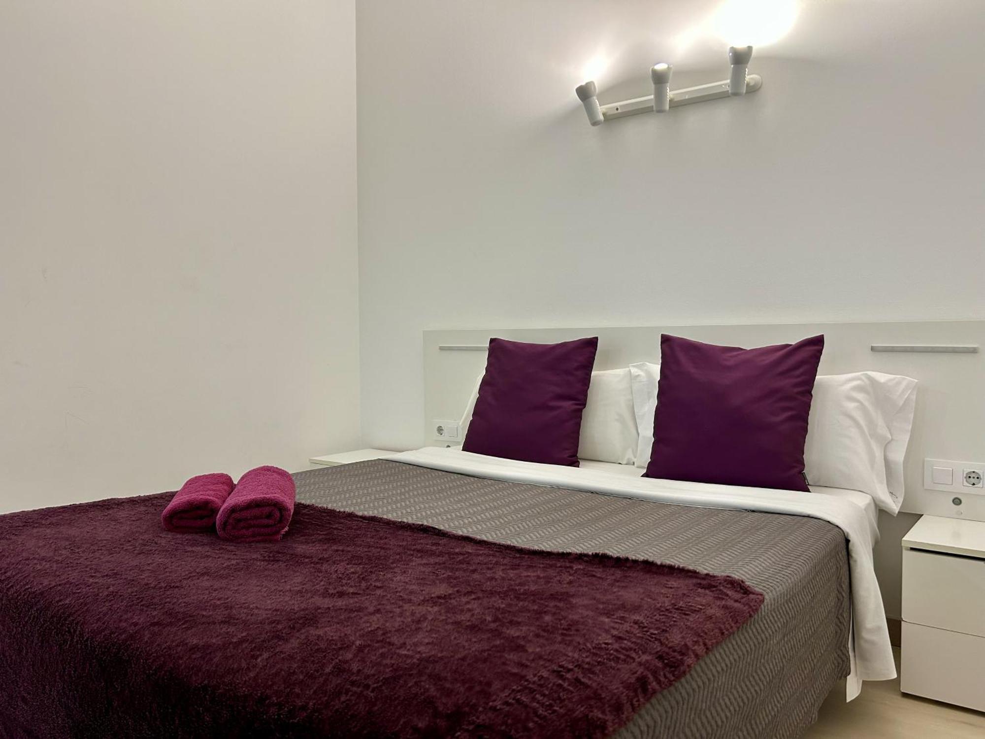 Apartahotel Baldiri Sant Boi de Llobregat Luaran gambar