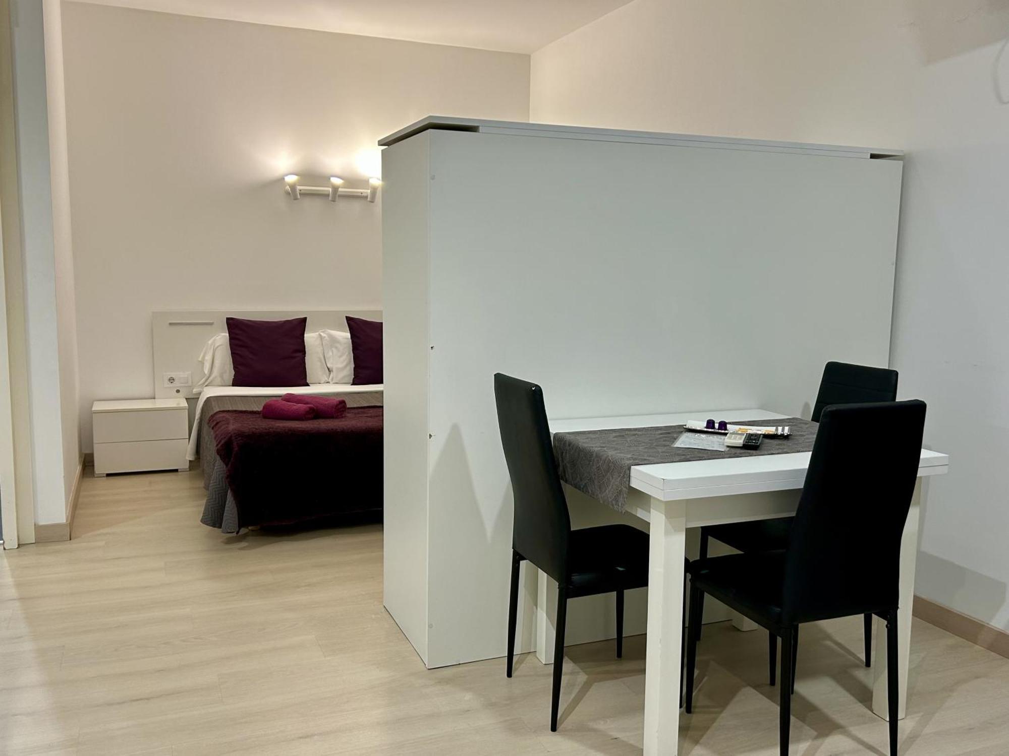 Apartahotel Baldiri Sant Boi de Llobregat Luaran gambar