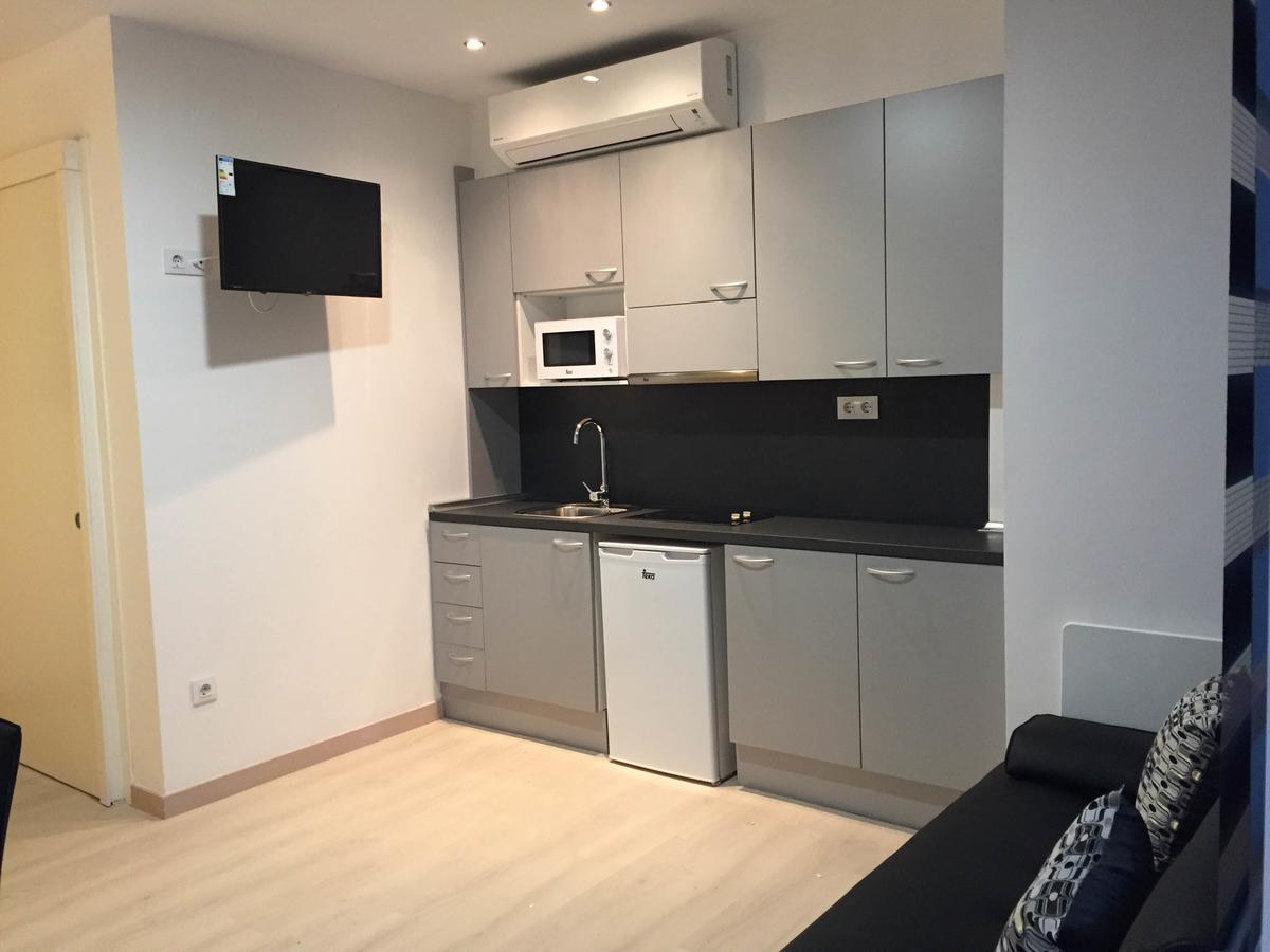 Apartahotel Baldiri Sant Boi de Llobregat Luaran gambar